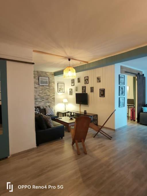 Grand T2 Esprit Loft Coeur De Ville Sète Extérieur photo